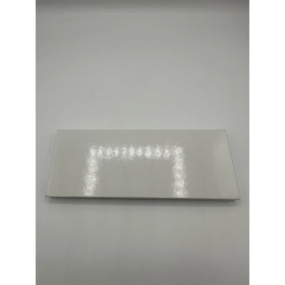 Kylie Jenner Kyshadow 12 Color‎ Eyeshadow Palette White Silver